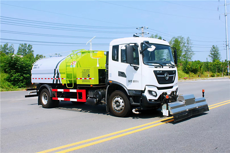 國(guó)六東風(fēng)天錦9方路面清洗車