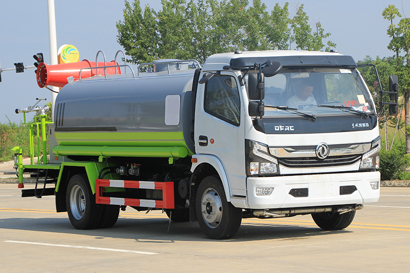 國六東風(fēng)大多利卡 9噸 噴霧車